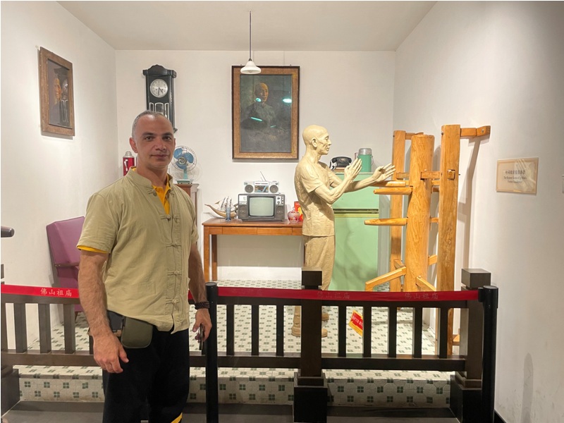 hong kong kung fu academy di Sifu Salvatore Mezzone, arti marziali wing chun, weng chun GM Michael Tang, tai chi quan, sanda e sport da combattimento, shaolin cina (2)